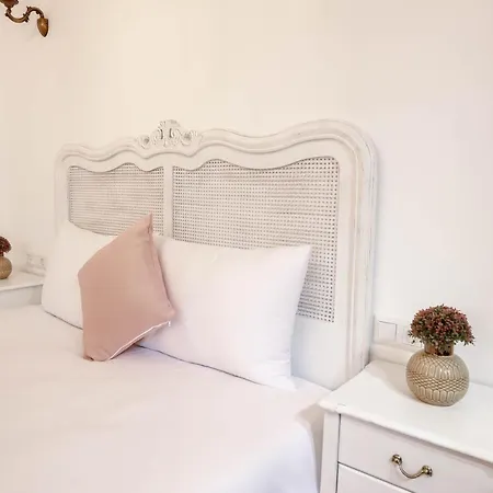 Ali Baris Готель Айвалик